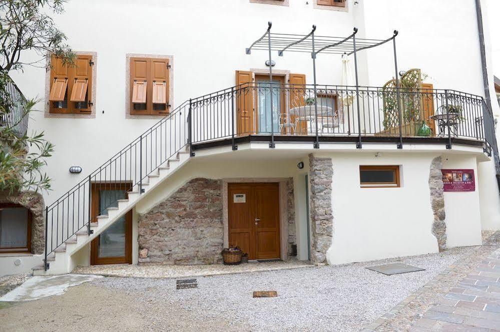 Pietra Rara Apartments بياتراموراتا المظهر الخارجي الصورة